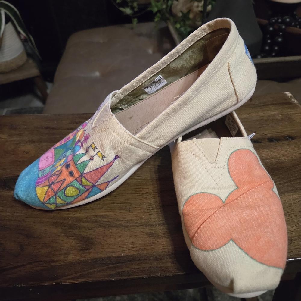 TOMS One-of-a-Kind Custom Hand-Painted Disney Loafers 🏰